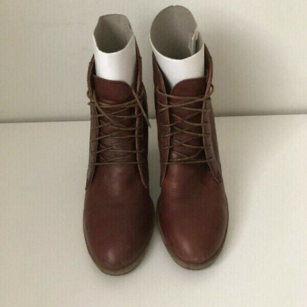 Madewell 1937 leather boots (made in Italy)